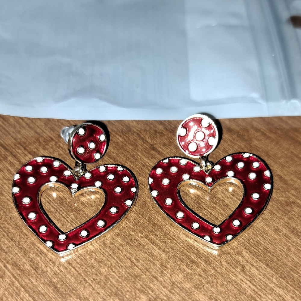Heart-Shaped Red and Gold Earrings/ BUNFLE ONLY